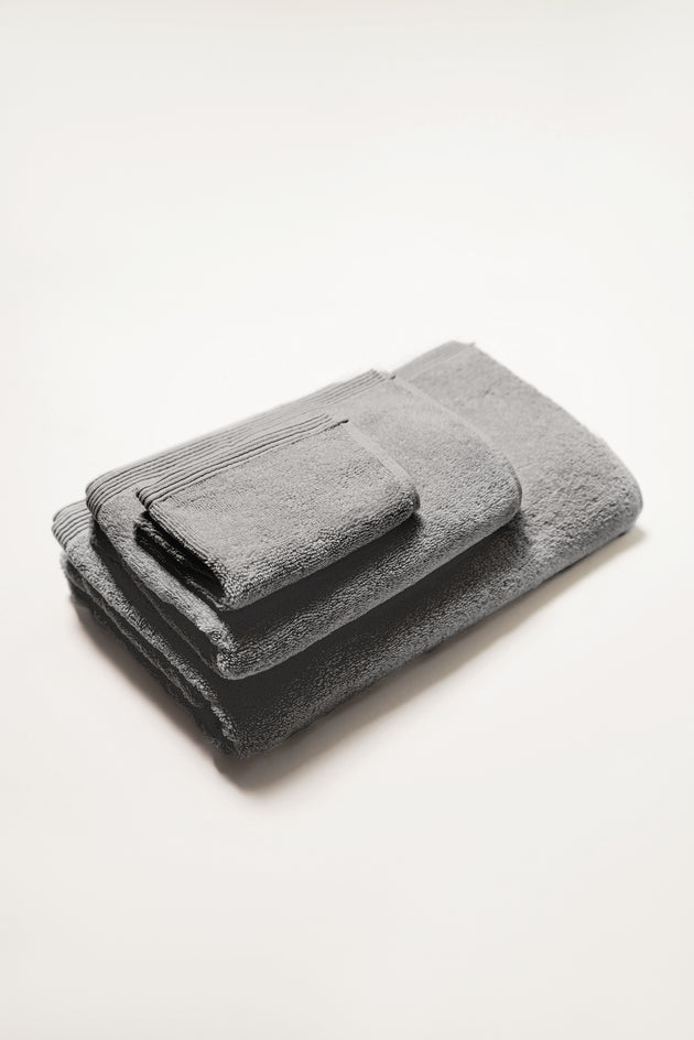Seine, Bordered Cotton Towel Set in Stone