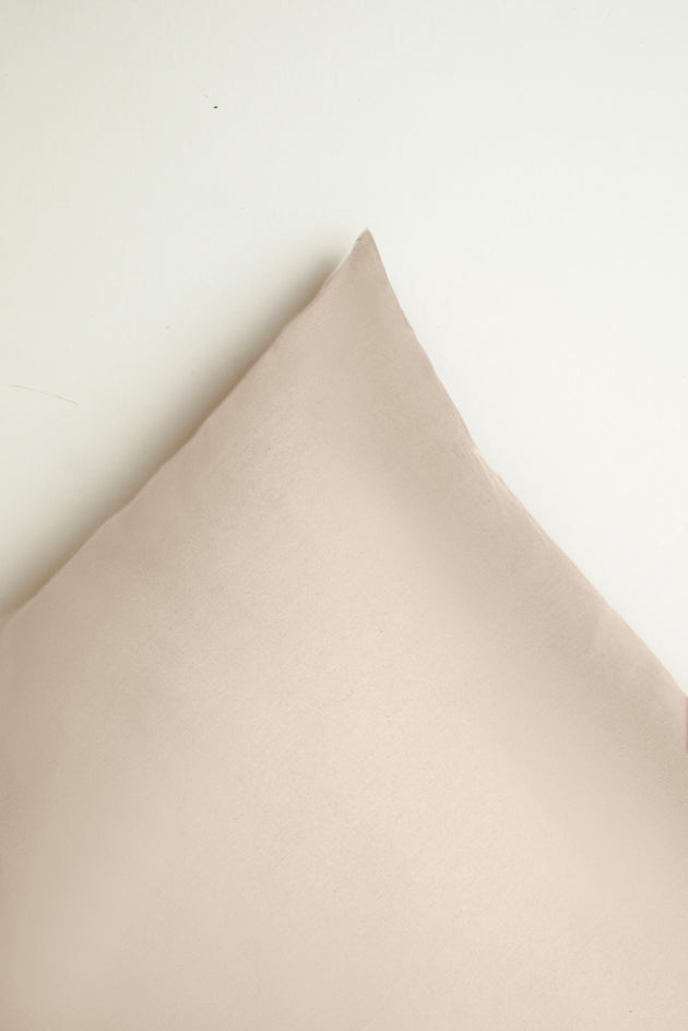 Kolachi, Sateen Pillowcases in Oatmeal