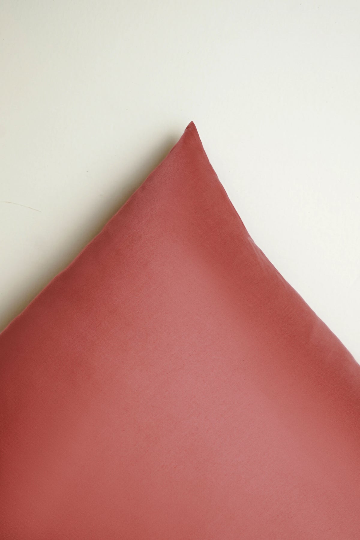 Kolachi, Sateen Pillowcases in Terracotta