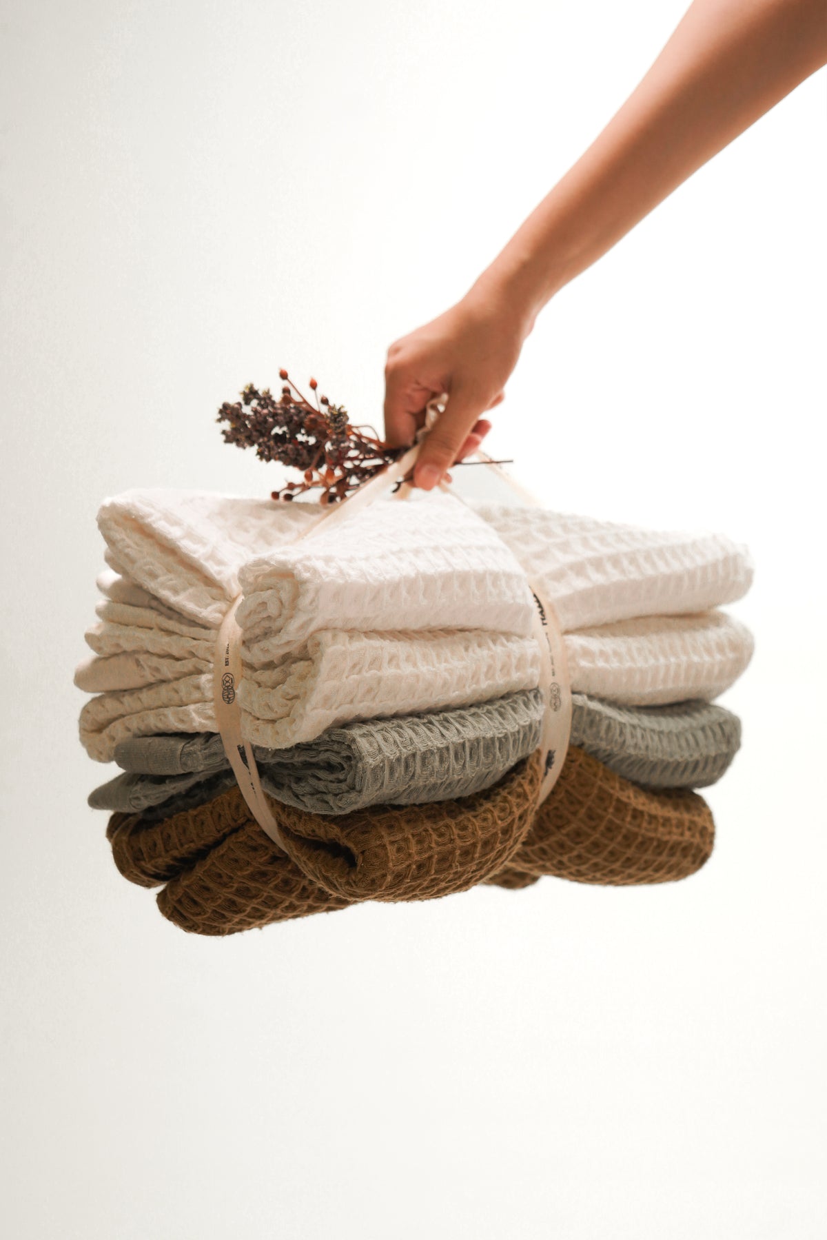 Nile, Waffle Cotton Towel Set in Ivory